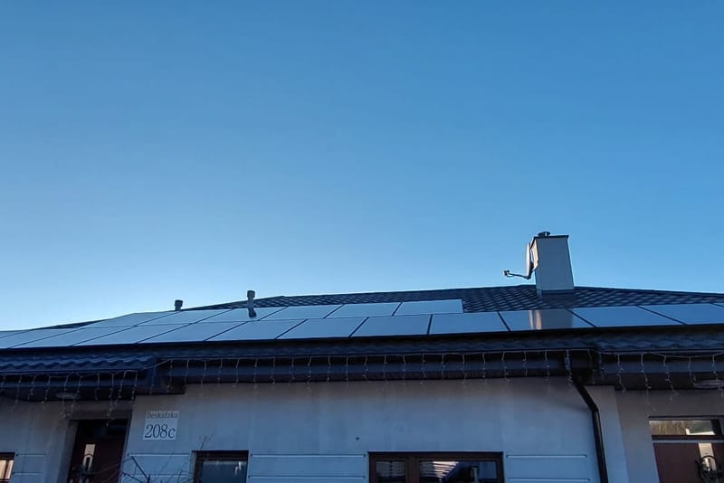 Instalacja fotowoltaiczna 5,4 kWp z magazynem energii 16 kWh — Łódź